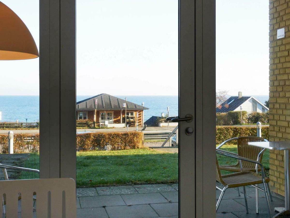 4 Person Holiday Home In Allinge Zewnętrze zdjęcie