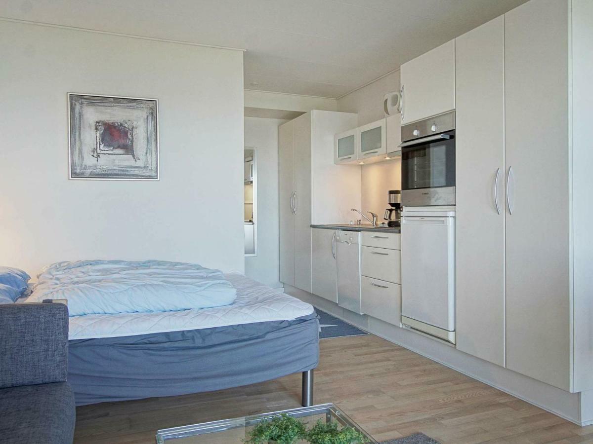 4 Person Holiday Home In Allinge Zewnętrze zdjęcie